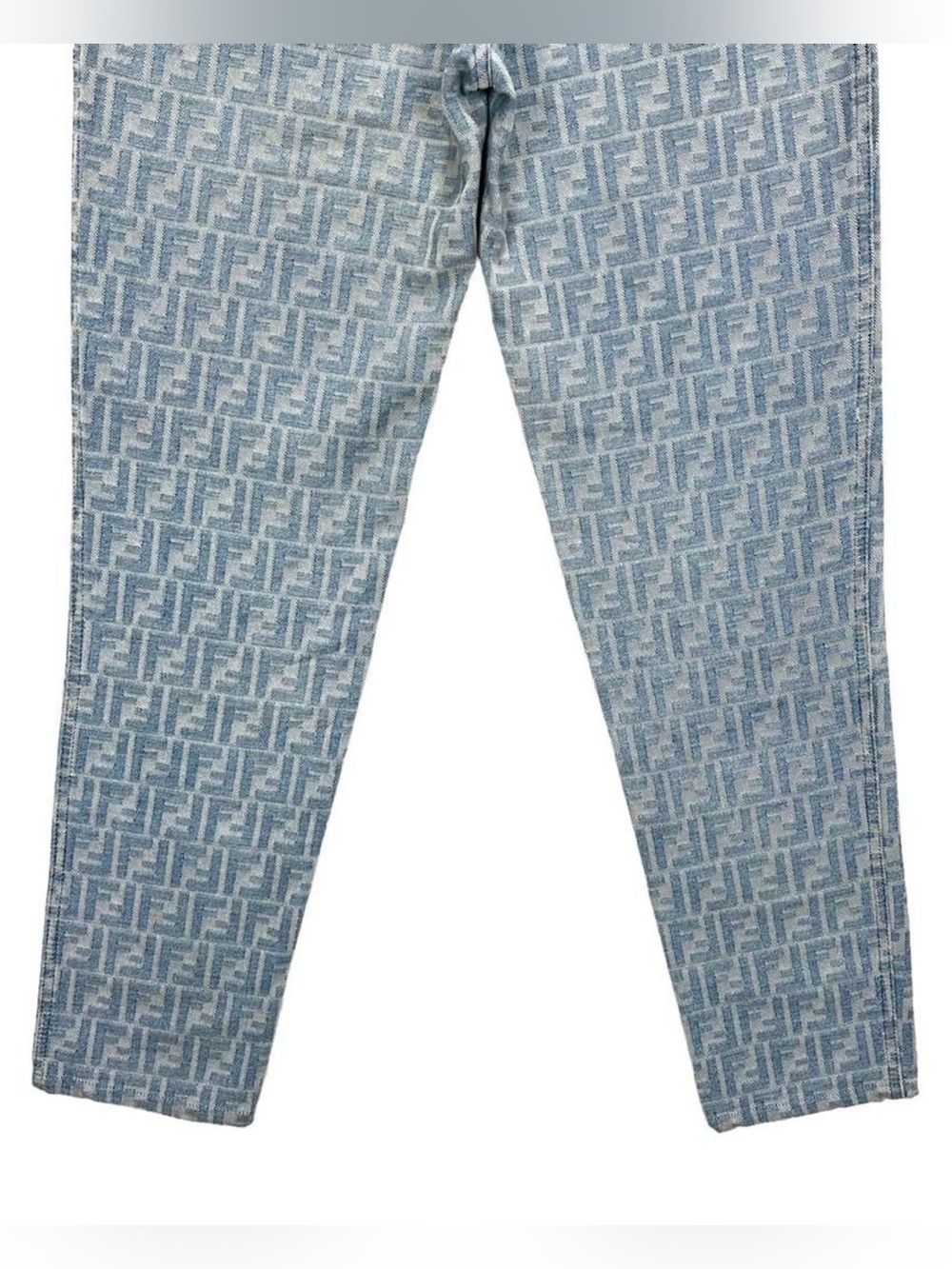 Fendi Vintage 90s MONOGRAM ZUCCA Lightweight
Denim Jeans Size W28 - Picture 12 of 13